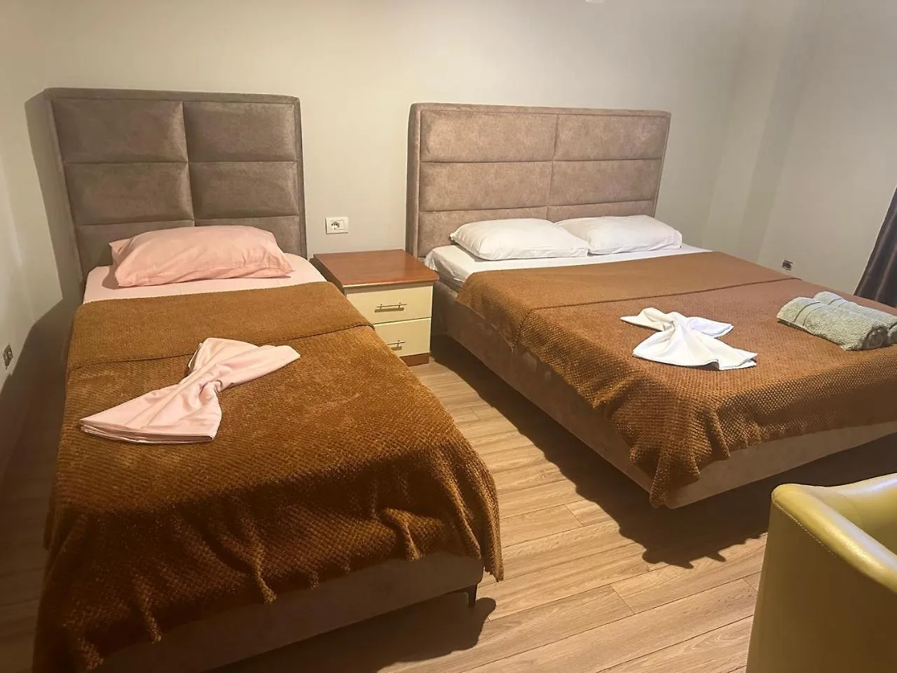 Eden Hostel Tirana Albânia